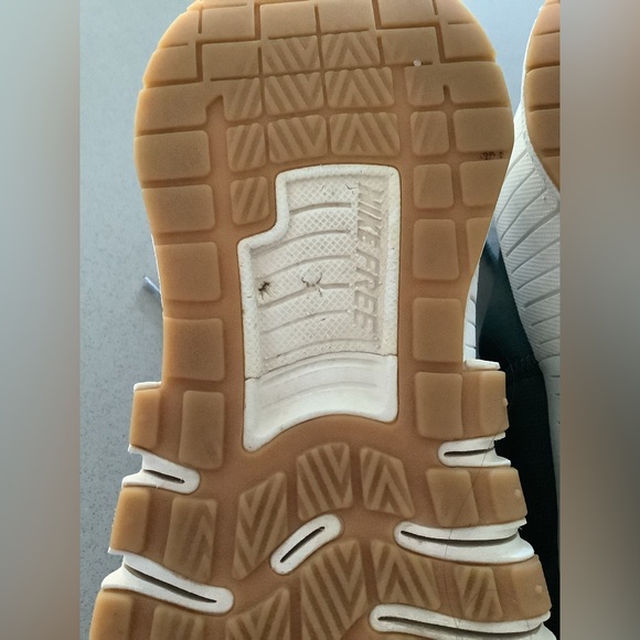 Nike Free Metcon 6, Women's Size 8, GUC - Vintage Green Sail - Picture 7 of 7